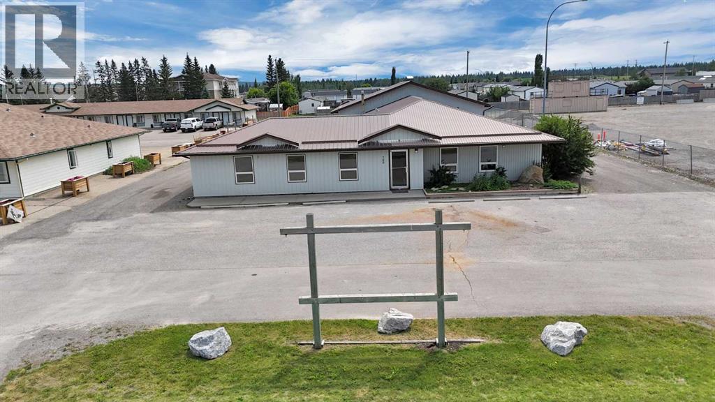 709 Main Avenue W, Sundre, Alberta T0M 1X0 - Photo 37 - A2337583