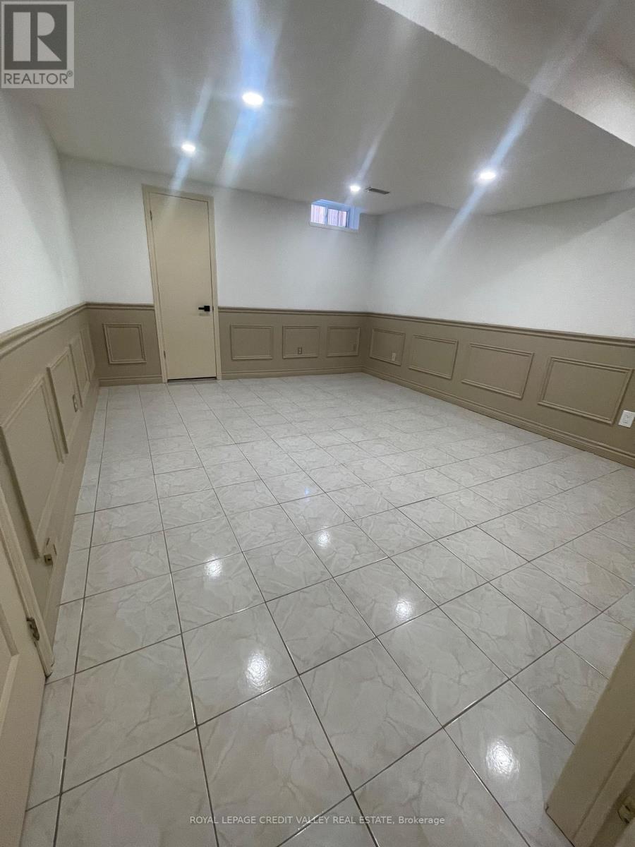 34 Jacana Street, Vaughan, Ontario  L4L 3Y5 - Photo 4 - N13704390