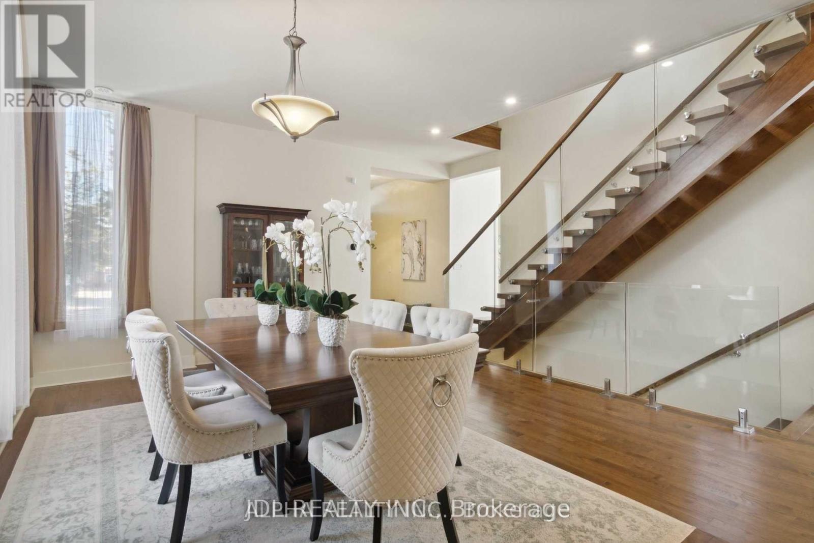 1436 Haig Boulevard, Mississauga, Ontario  L5E 2N1 - Photo 8 - W13704382