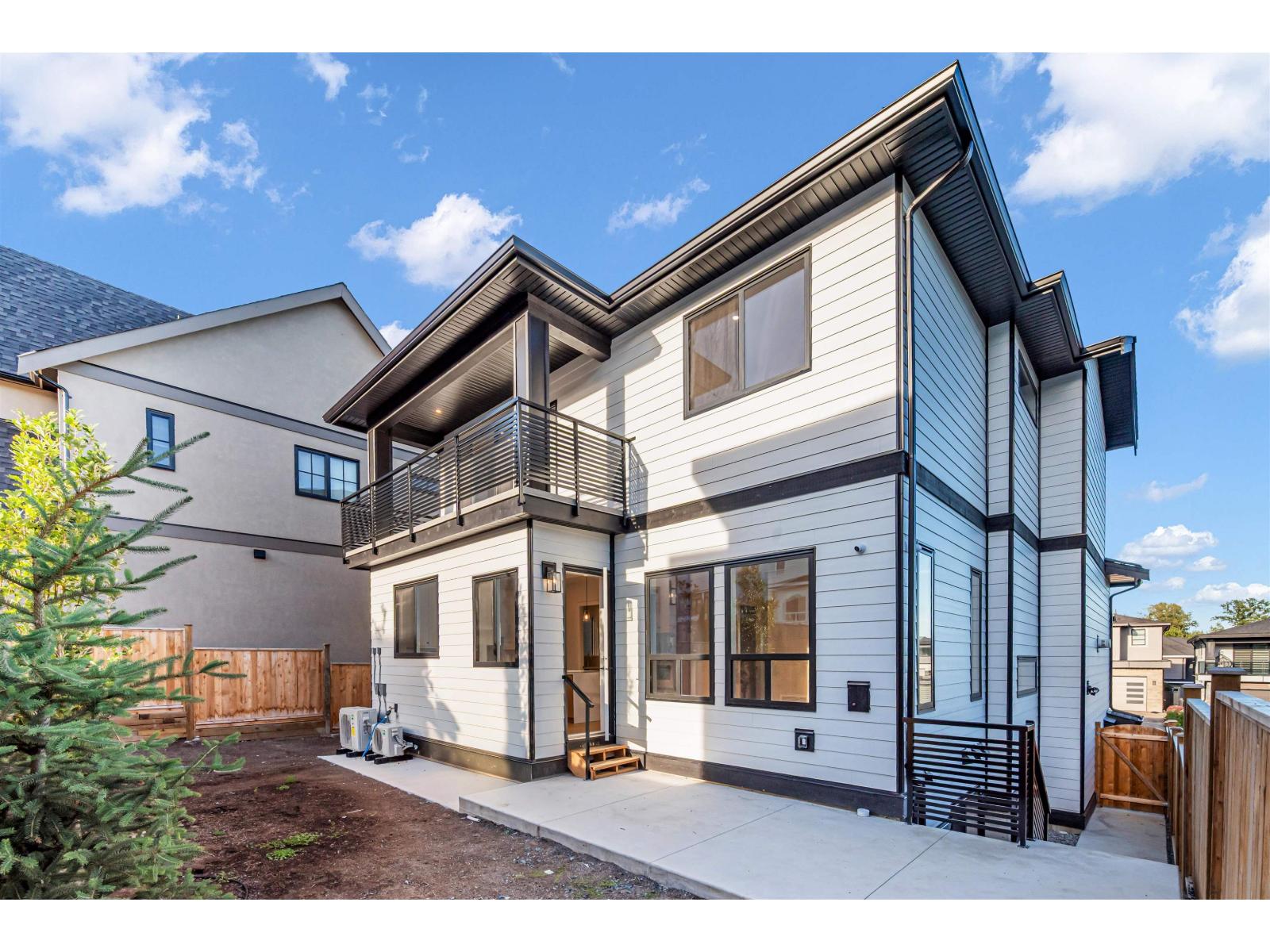 6911 205 Street, Langley, British Columbia  V2Y 1R2 - Photo 4 - R3157502