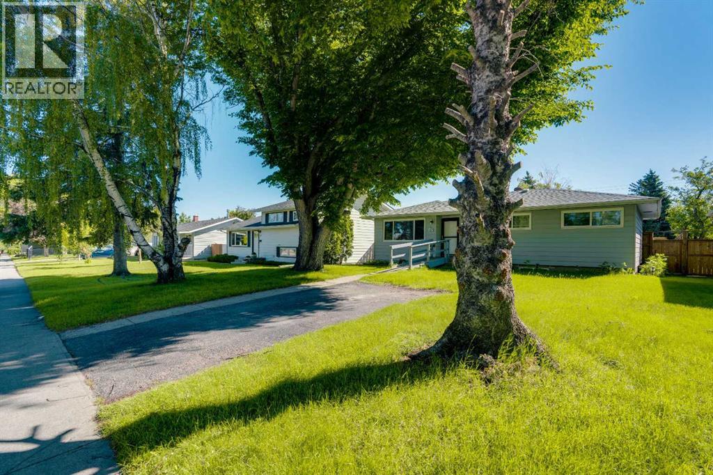 52 Fay Road SE, Calgary, Alberta  T2H 1H4 - Photo 5 - A2331529