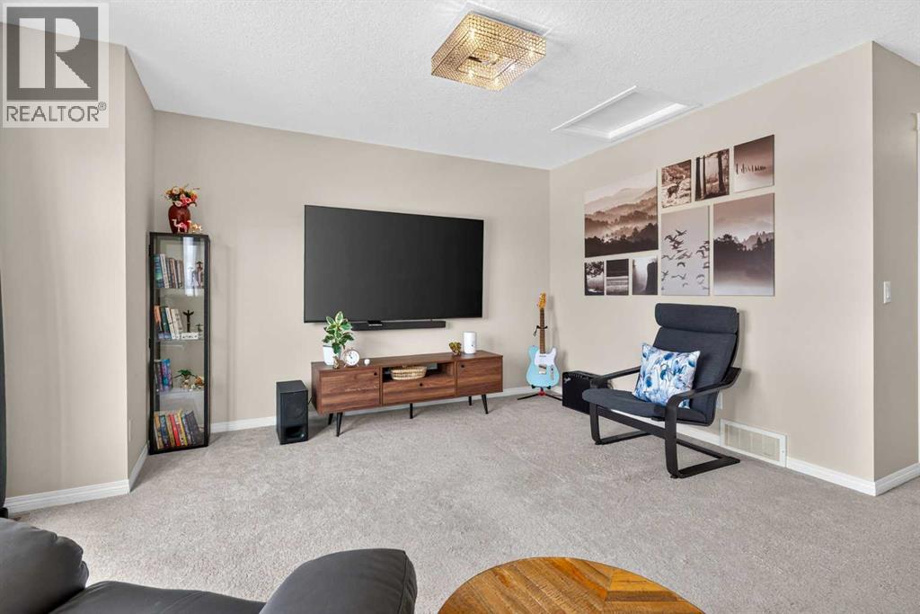 232 Walden Heights SE, Calgary, Alberta  T2X 0V7 - Photo 14 - A2338846