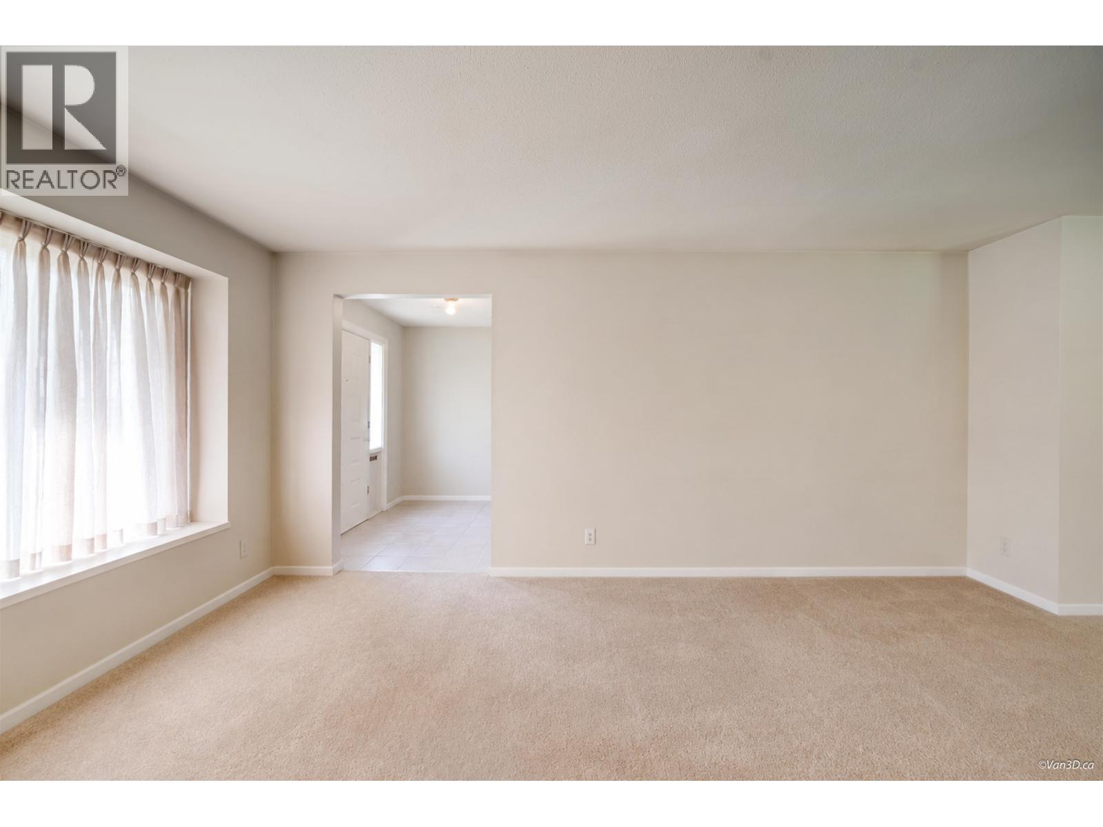2871 Mccoomb Drive, Coquitlam, British Columbia  V3B 6L2 - Photo 7 - R3157452
