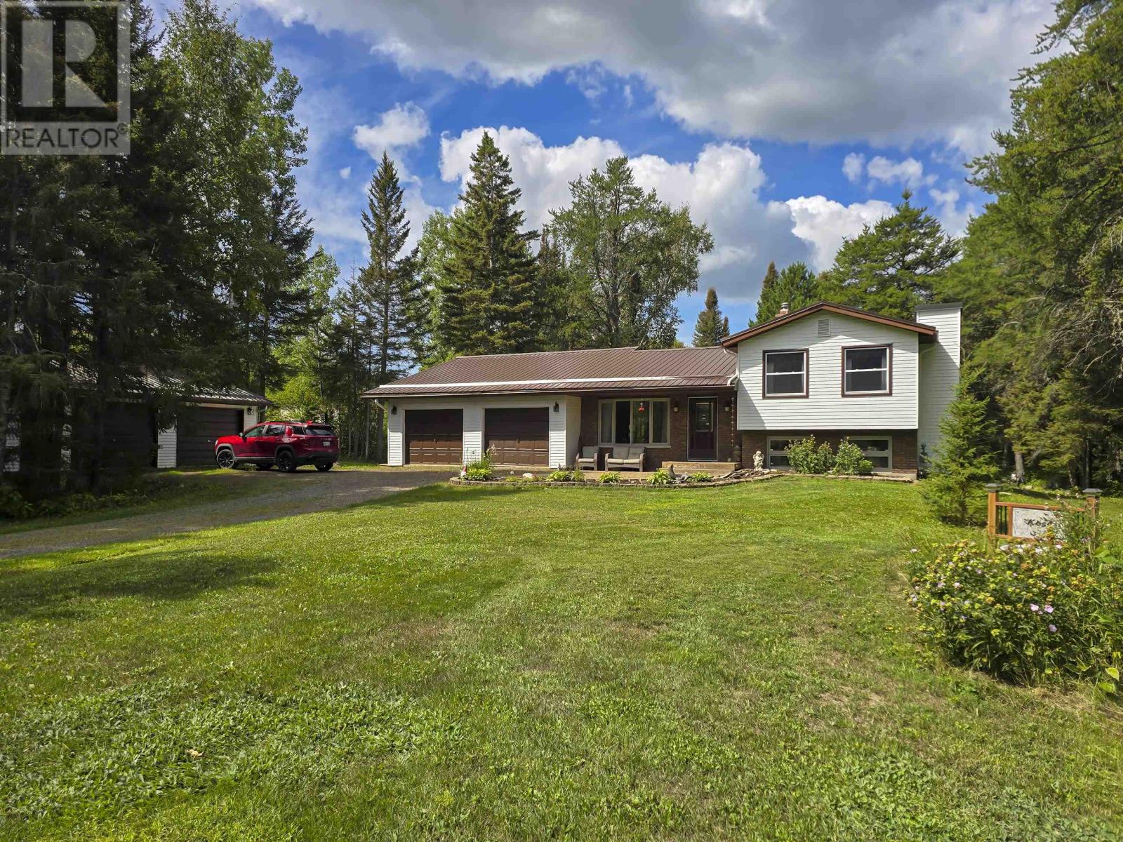 4239 Coppin Road, Thunder Bay, Ontario