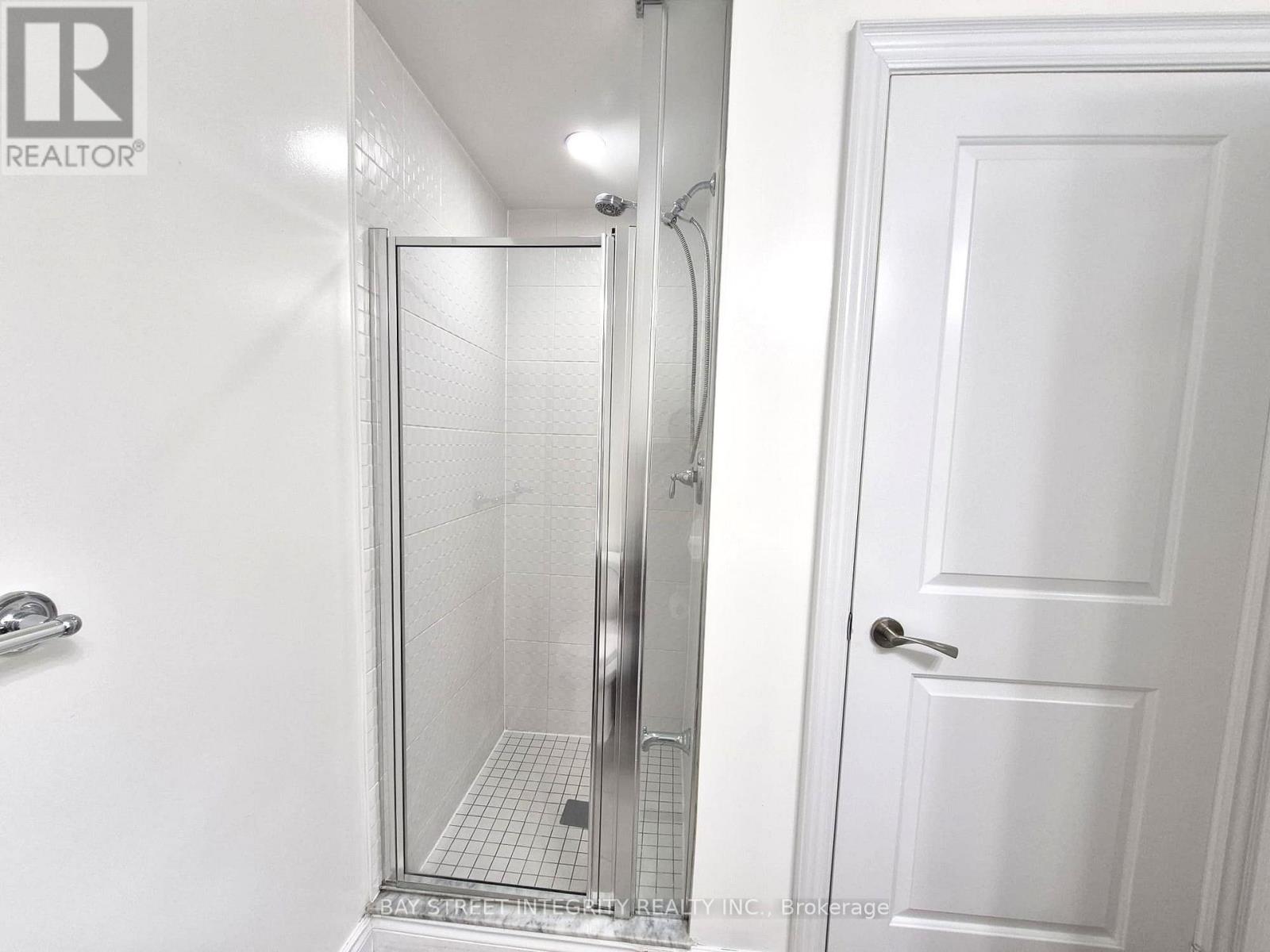 701 - 38 Cedarland Drive, Markham, Ontario  L6G 0G7 - Photo 15 - N13702534