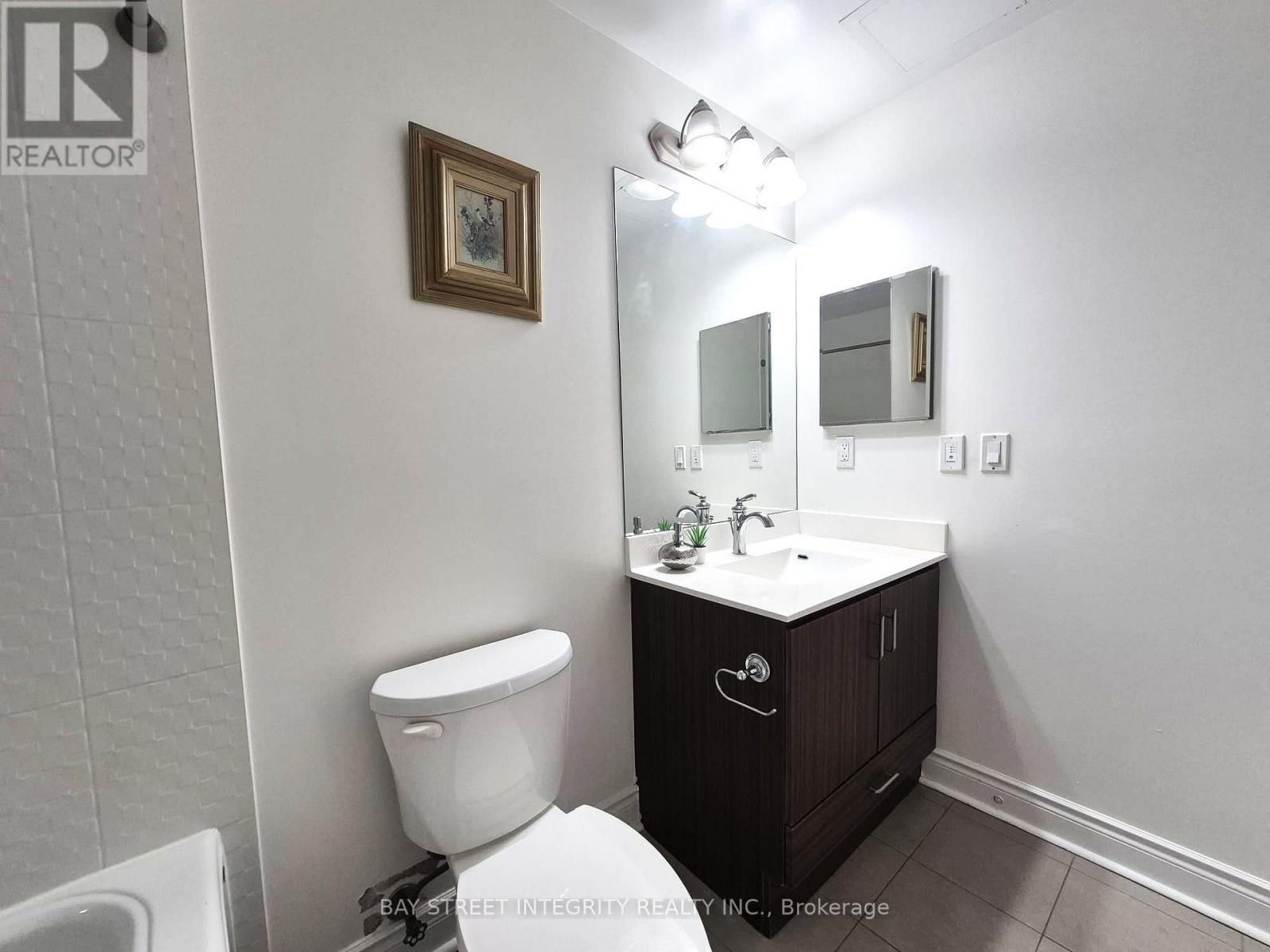 701 - 38 Cedarland Drive, Markham, Ontario  L6G 0G7 - Photo 13 - N13702534