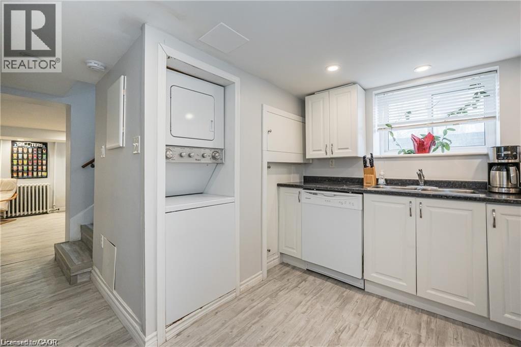 64 Sheldon Avenue N Unit# Basement, Kitchener, Ontario  N2H 3M4 - Photo 4 - 40852561