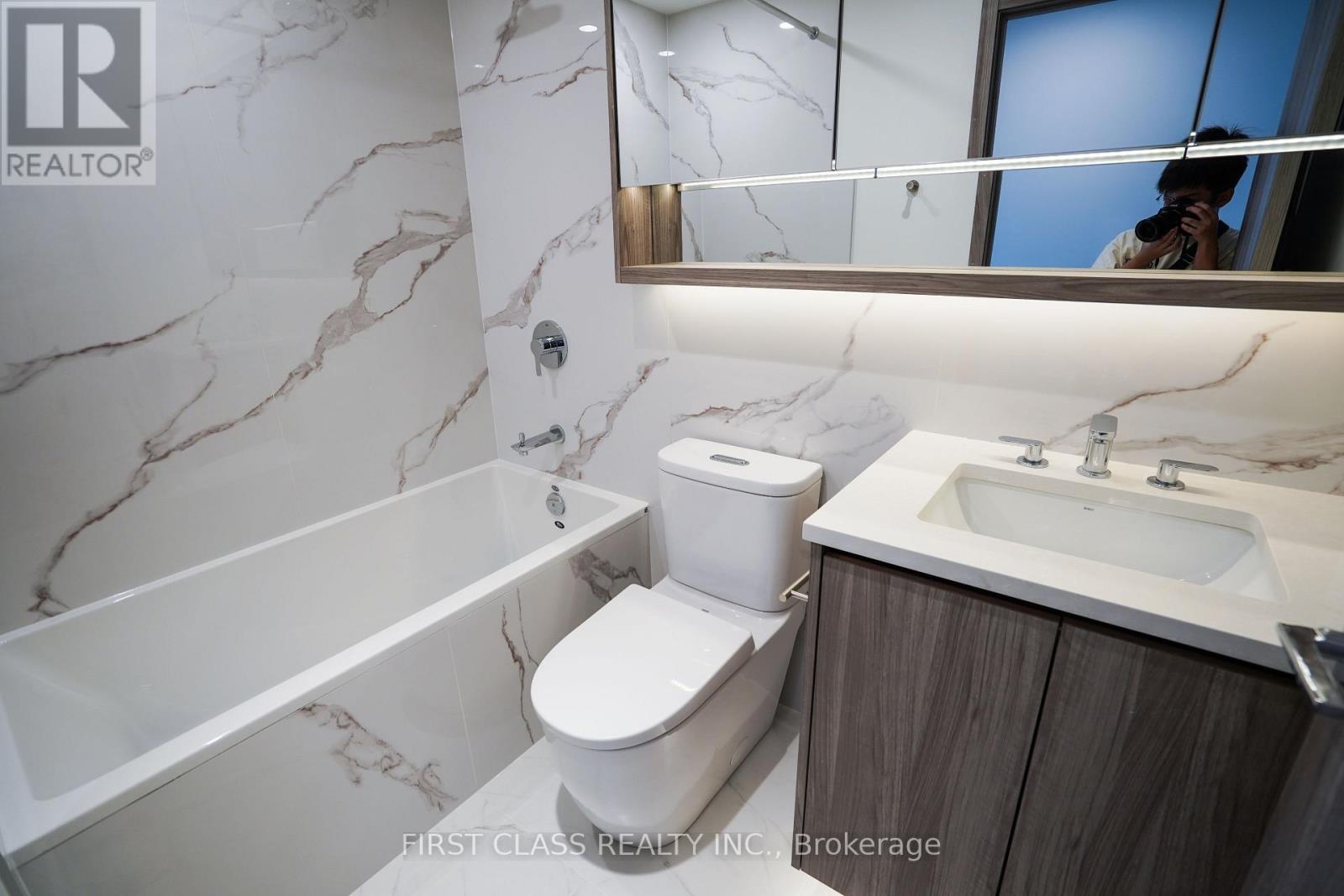 2216 - 68 Esther Shiner Boulevard, Toronto, Ontario  M2K 0J6 - Photo 11 - C13704400