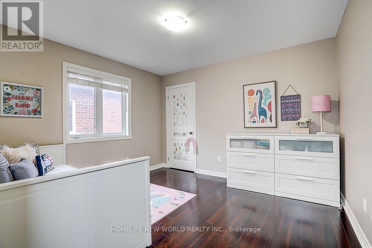 39 James Parrott Avenue, Markham, Ontario  L6E 0J8 - Photo 24 - N13704408