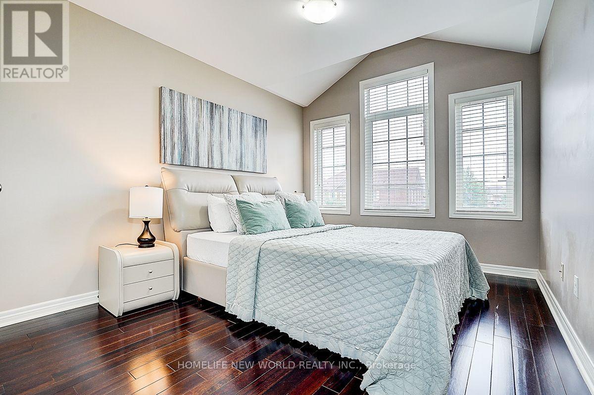 39 James Parrott Avenue, Markham, Ontario  L6E 0J8 - Photo 25 - N13704408