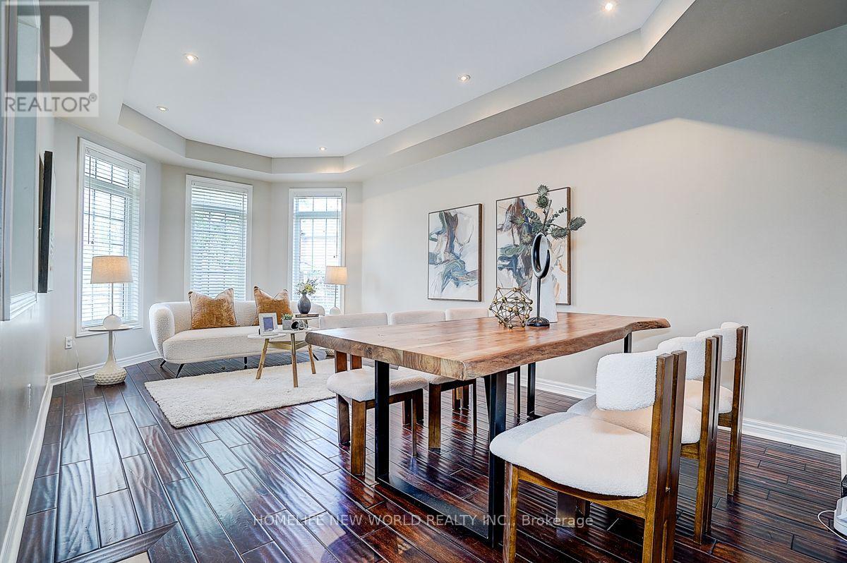 39 James Parrott Avenue, Markham, Ontario  L6E 0J8 - Photo 4 - N13704408