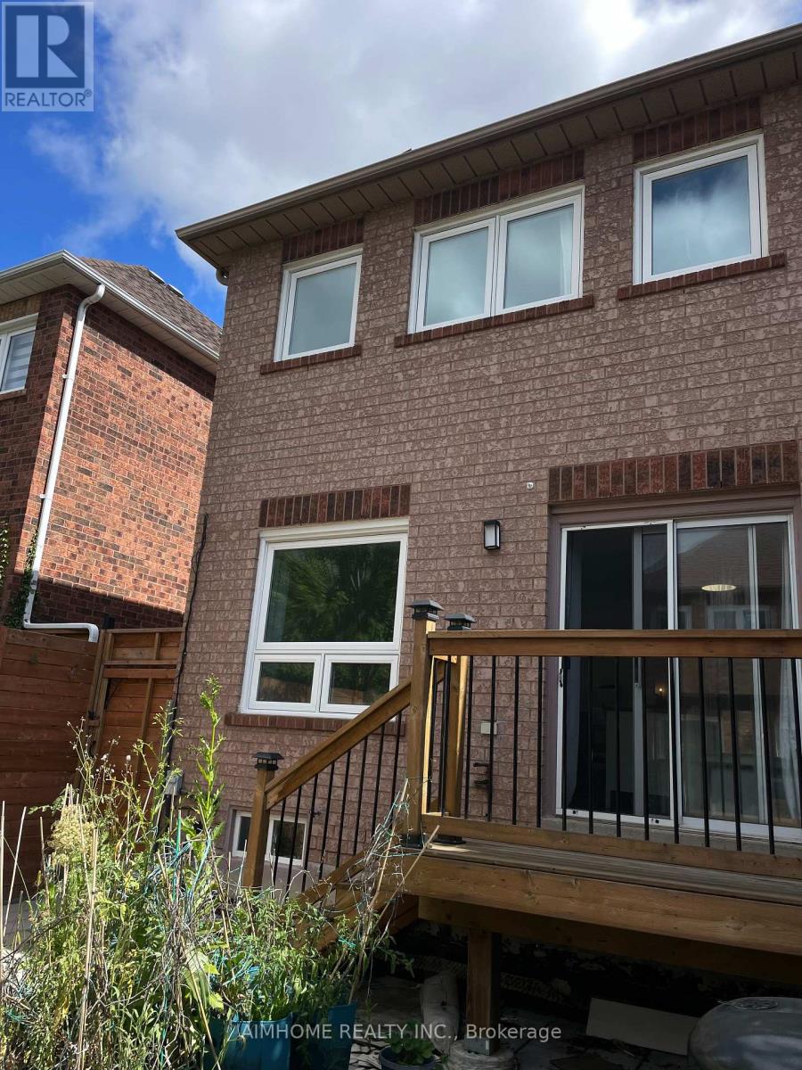6928 Glory Court, Mississauga, Ontario  L5N 7E1 - Photo 23 - W13704404