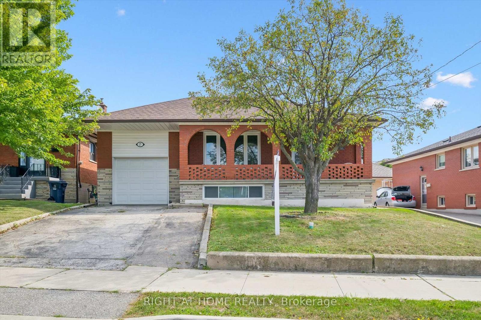 27 Jocada Road, Toronto, Ontario  M6L 2J4 - Photo 1 - W13704406