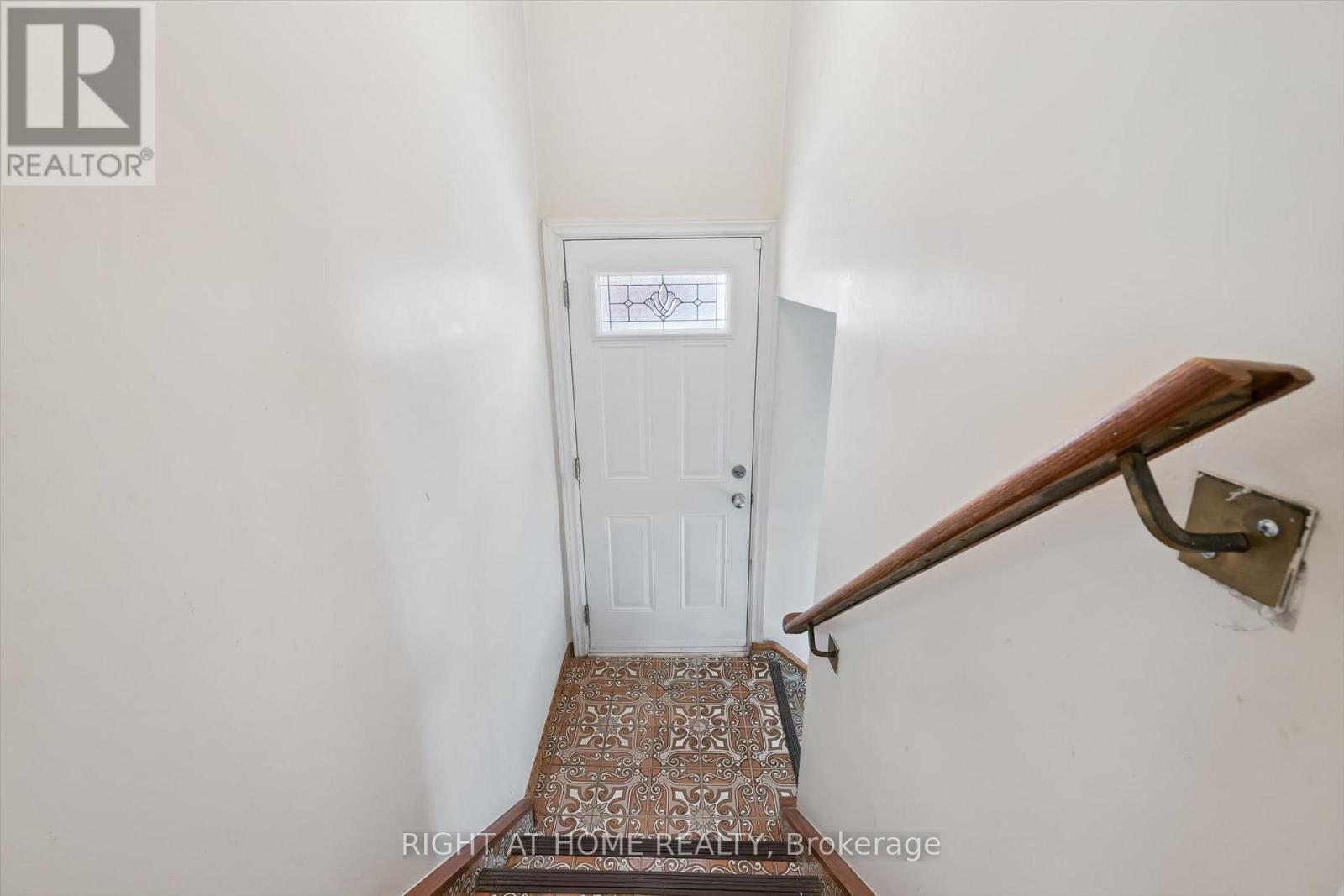 27 Jocada Road, Toronto, Ontario  M6L 2J4 - Photo 22 - W13704406