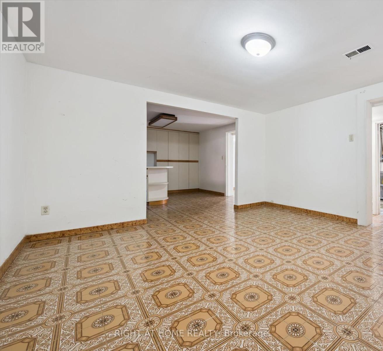 27 Jocada Road, Toronto, Ontario  M6L 2J4 - Photo 27 - W13704406
