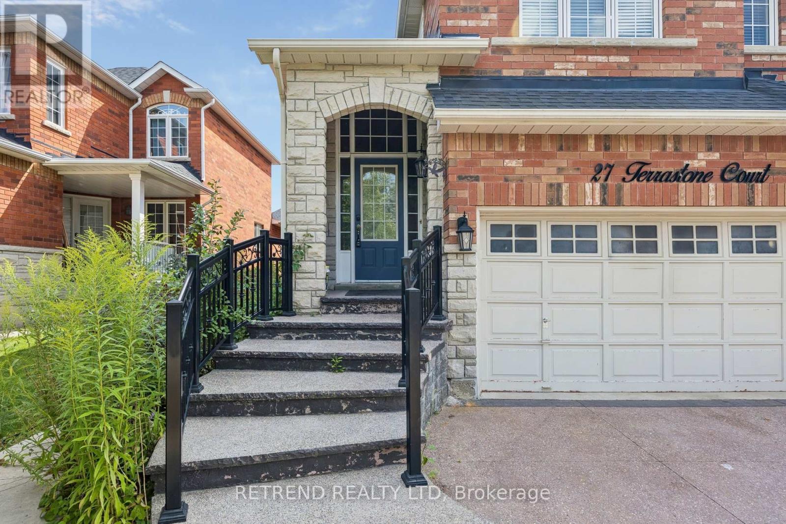 27 Terrastone Court, Caledon, Ontario  L7E 2G7 - Photo 2 - W13704412