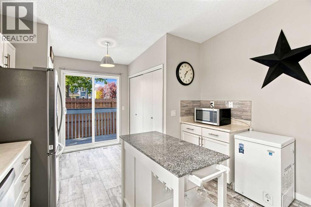 75 Lincoln Manor Sw, Calgary, Alberta T3E 7E3 - Photo 16 - A2339417