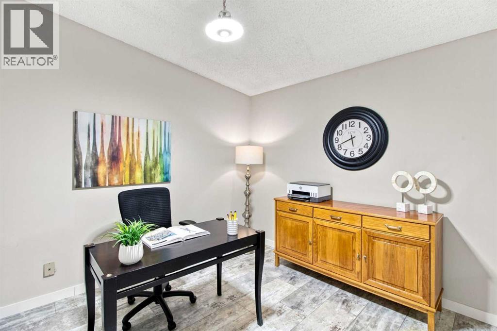 75 Lincoln Manor Sw, Calgary, Alberta T3E 7E3 - Photo 6 - A2339417