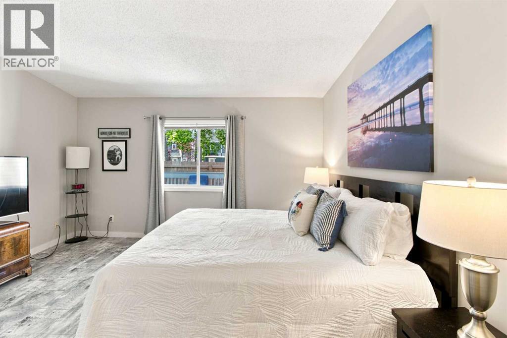 75 Lincoln Manor Sw, Calgary, Alberta T3E 7E3 - Photo 23 - A2339417