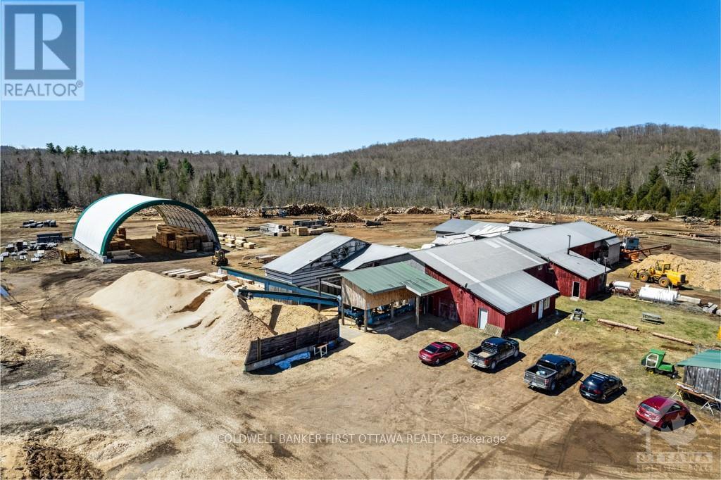 8687 Highway 511, Lanark Highlands, Ontario K0G 1K0 - Photo 1 - X13704426