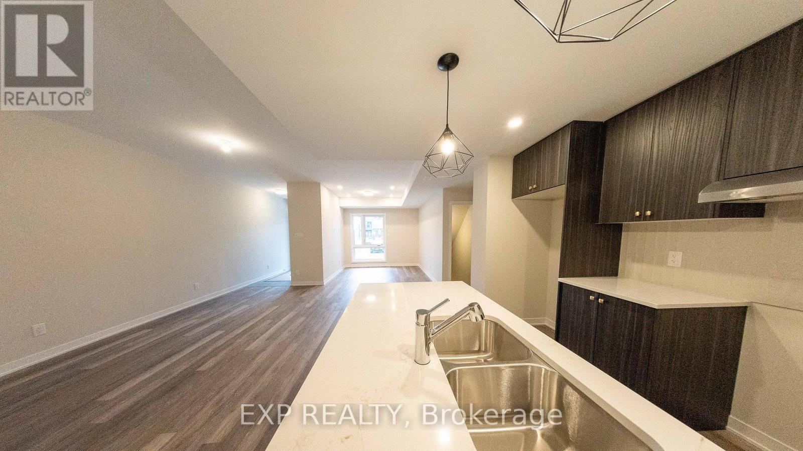 206 Lillian Freiman Private, Ottawa, Ontario  K2J 6Z8 - Photo 12 - X13704432