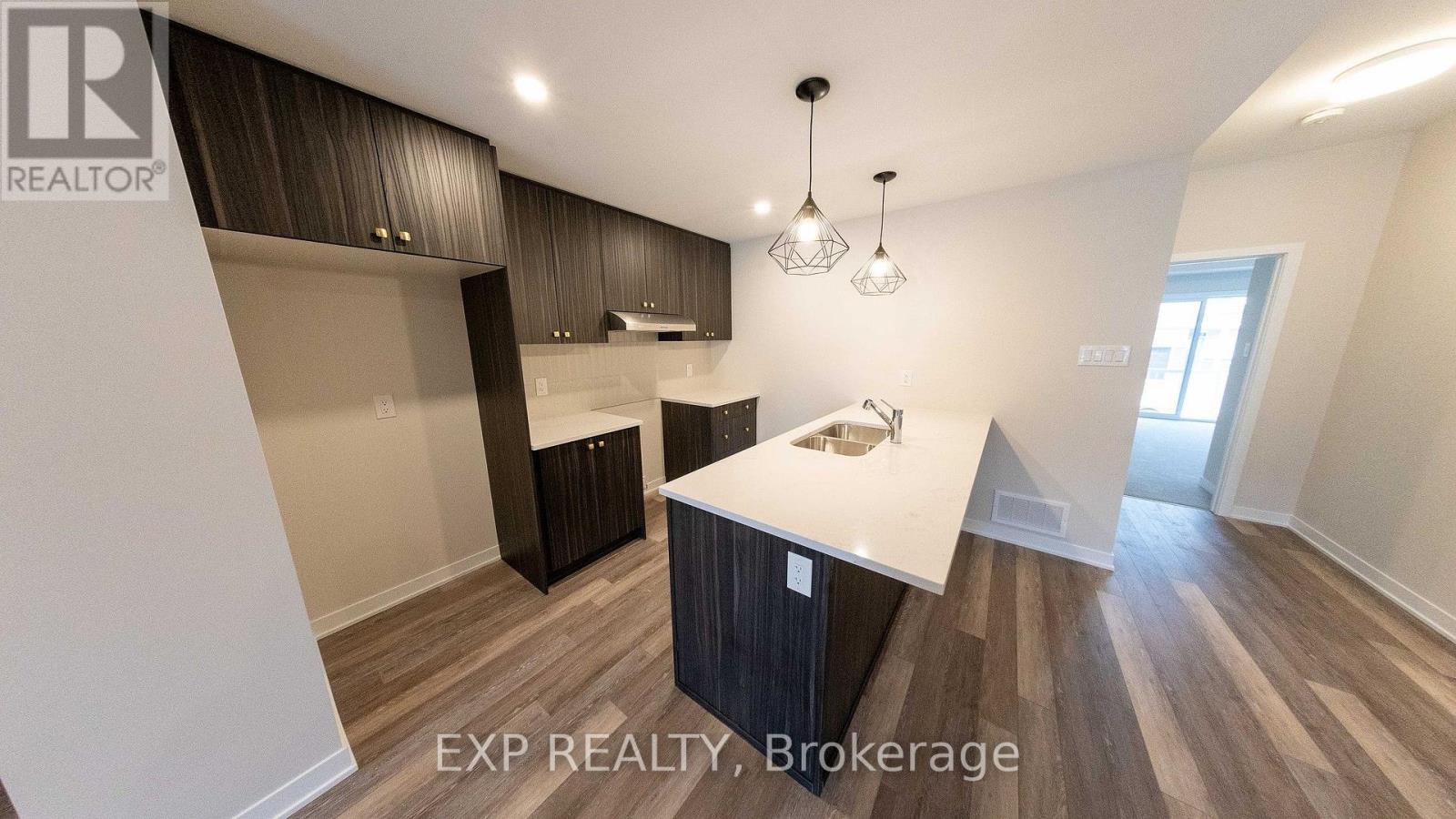 206 Lillian Freiman Private, Ottawa, Ontario  K2J 6Z8 - Photo 7 - X13704432