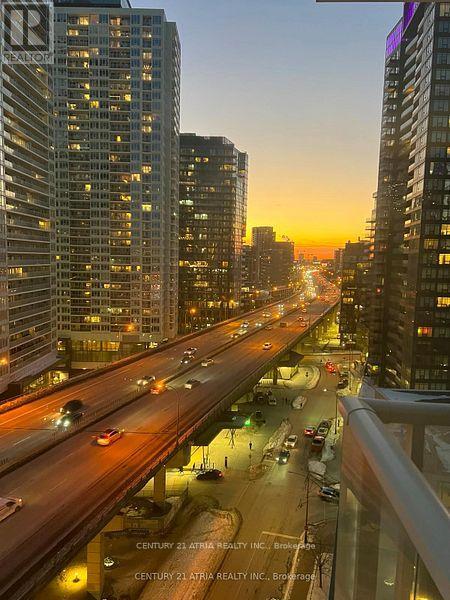 1608 - 75 Queens Wharf Road, Toronto, Ontario  M5V 0J8 - Photo 21 - C13704434