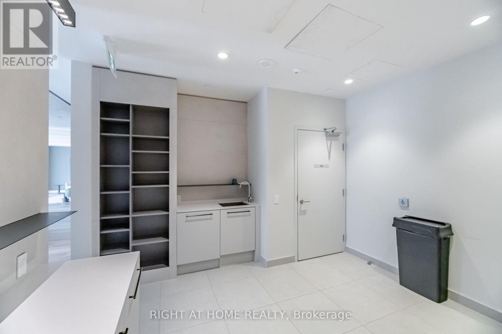 226 - 50 Upper Mall Way, Vaughan, Ontario  L4J 0L8 - Photo 36 - N13704428