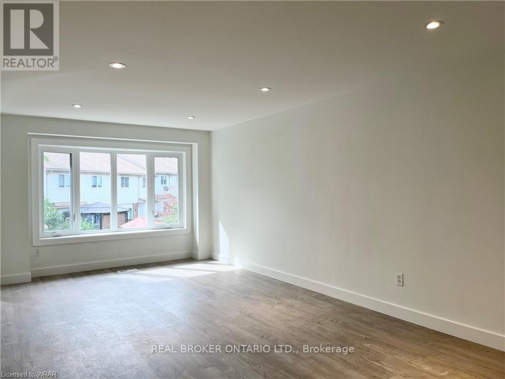 412 Exmoor Street, Waterloo, Ontario  N2K 3T1 - Photo 6 - X13704424