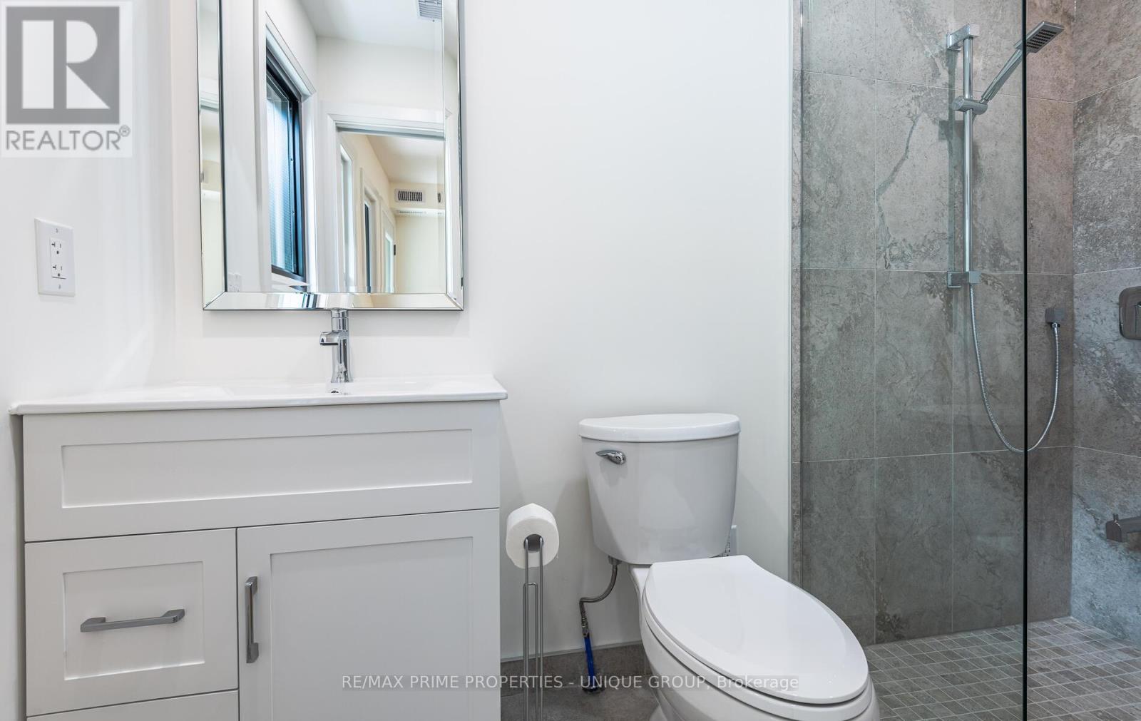 2 - 45 Astoria Avenue, Toronto, Ontario  M6N 2V6 - Photo 17 - W12385003