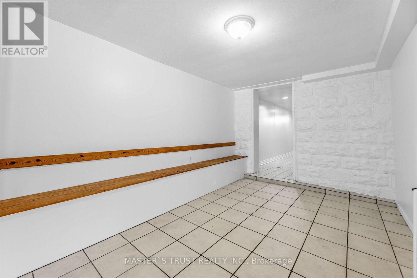 Bsmt - 140 Davisville Avenue, Toronto, Ontario  M4S 1E8 - Photo 10 - C13704444