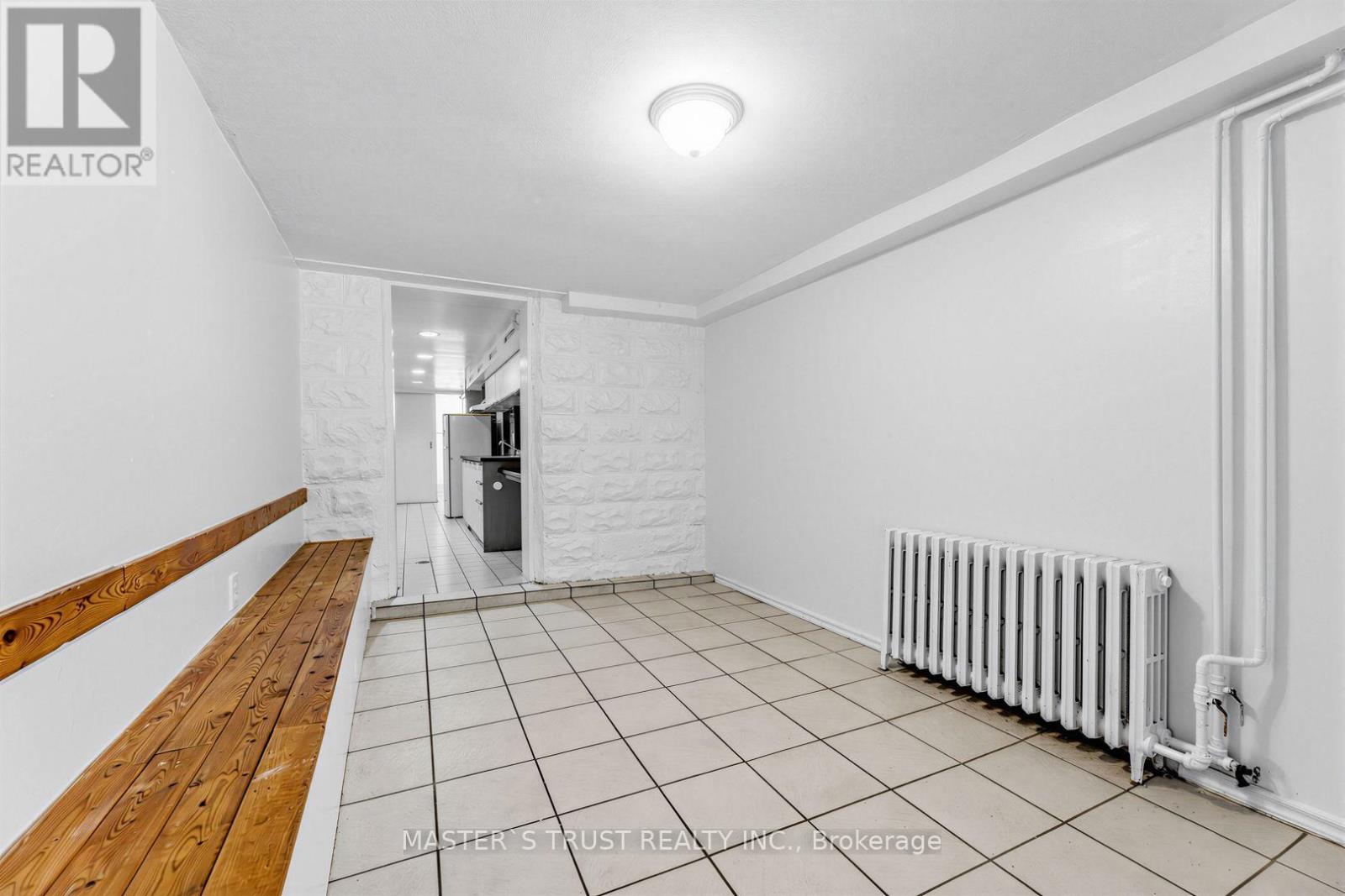 Bsmt - 140 Davisville Avenue, Toronto, Ontario  M4S 1E8 - Photo 9 - C13704444