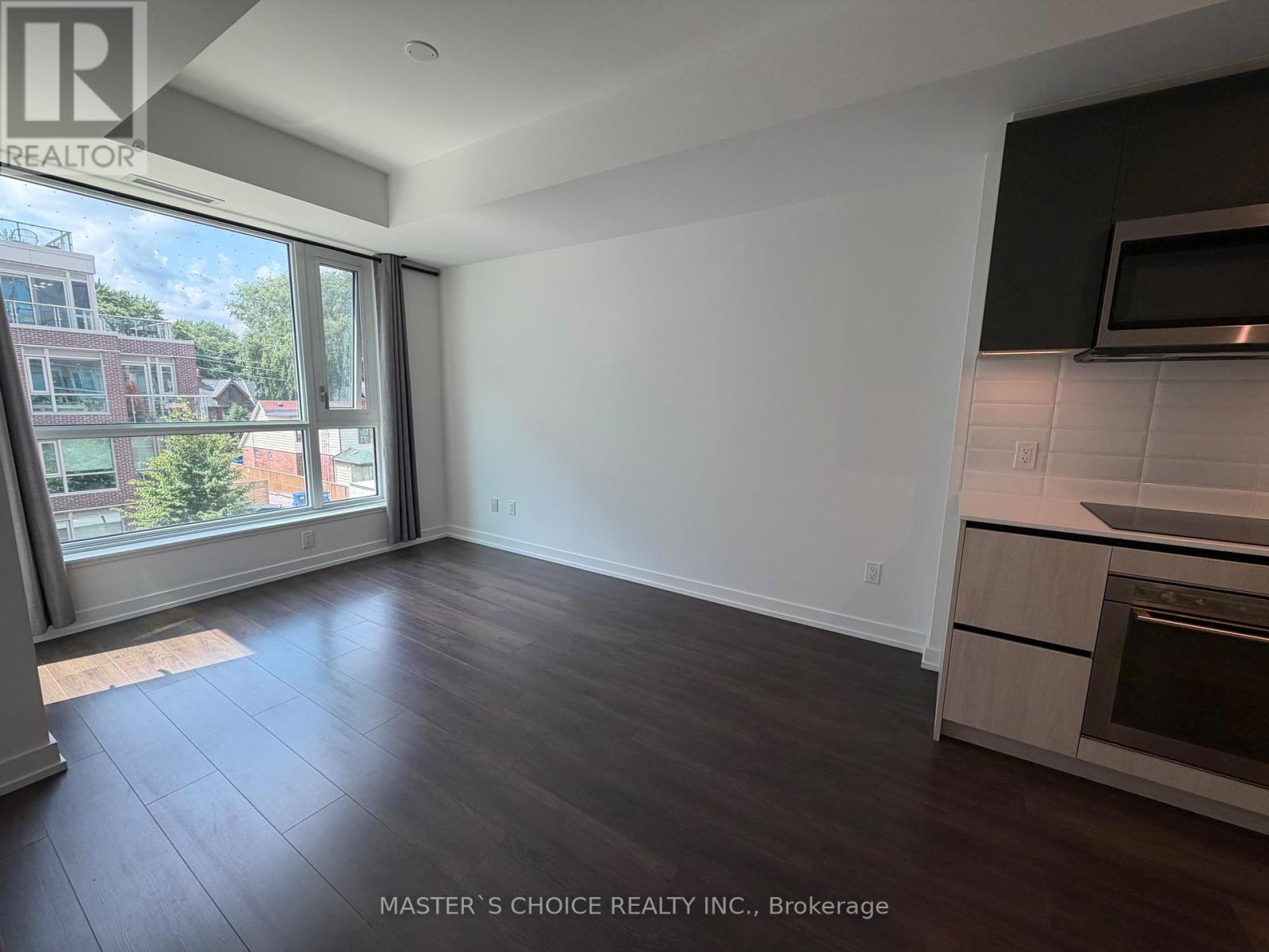 323 - 150 Logan Avenue, Toronto, Ontario  M4M 0E4 - Photo 8 - E13704440