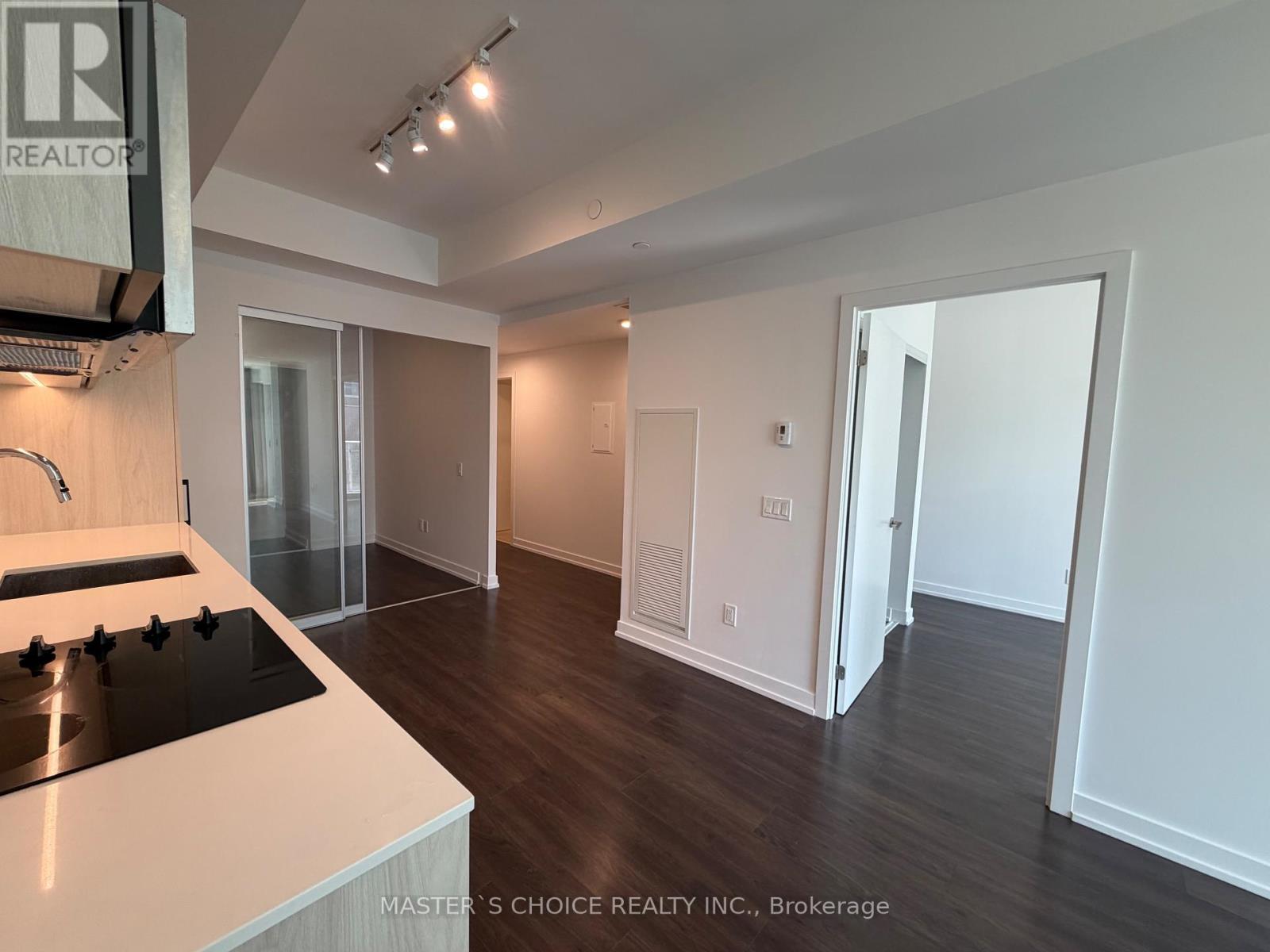 323 - 150 Logan Avenue, Toronto, Ontario  M4M 0E4 - Photo 9 - E13704440