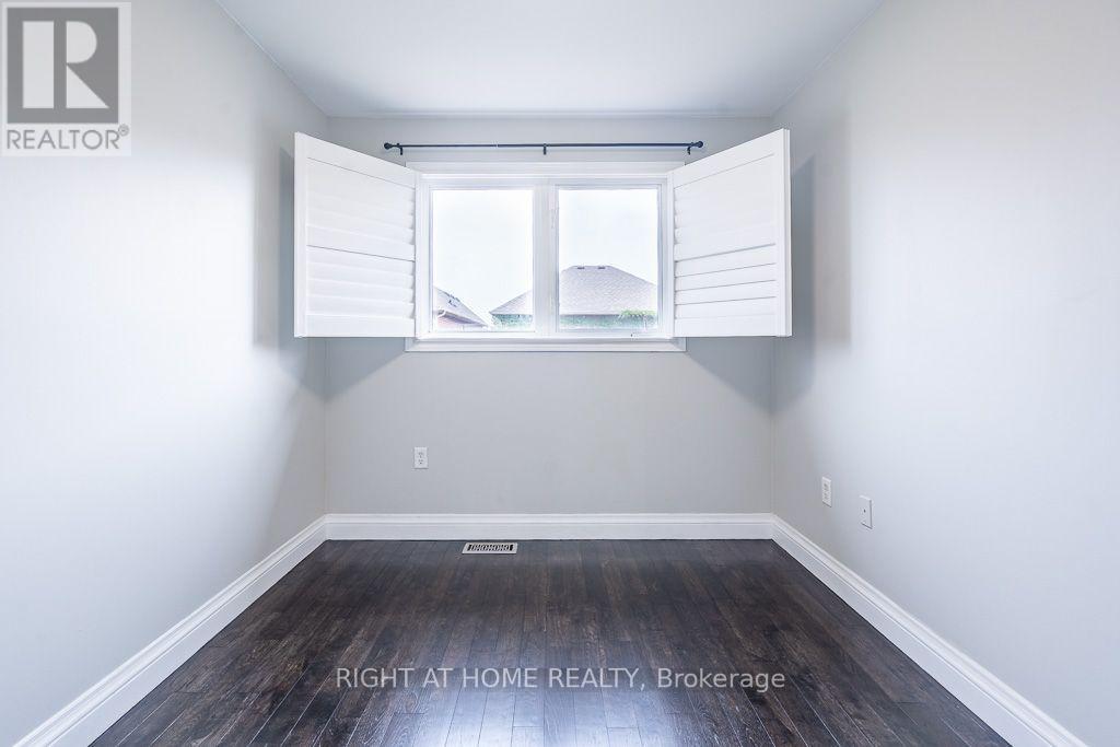 27 Panorama Way, Hamilton, Ontario  L8E 6C6 - Photo 14 - X13700058