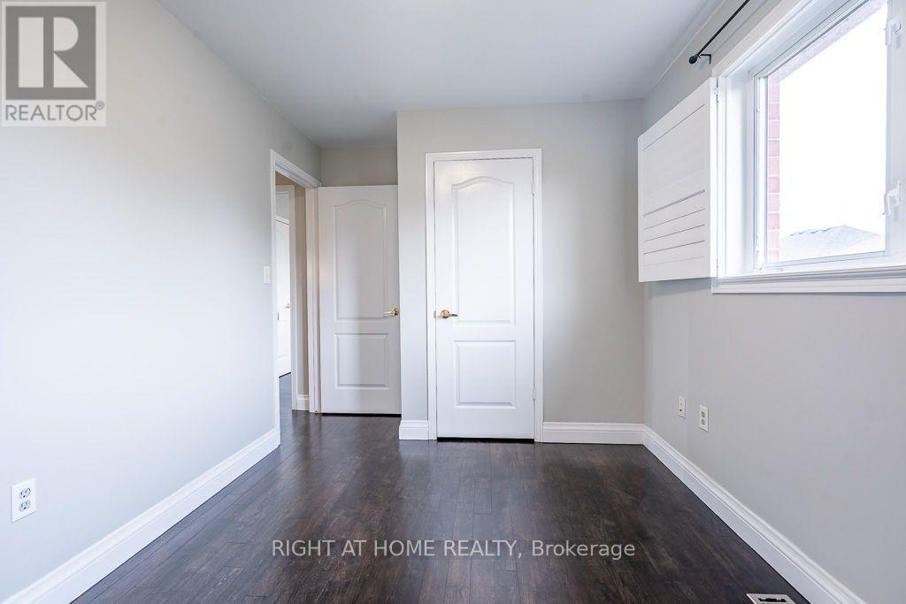 27 Panorama Way, Hamilton, Ontario  L8E 6C6 - Photo 13 - X13700058
