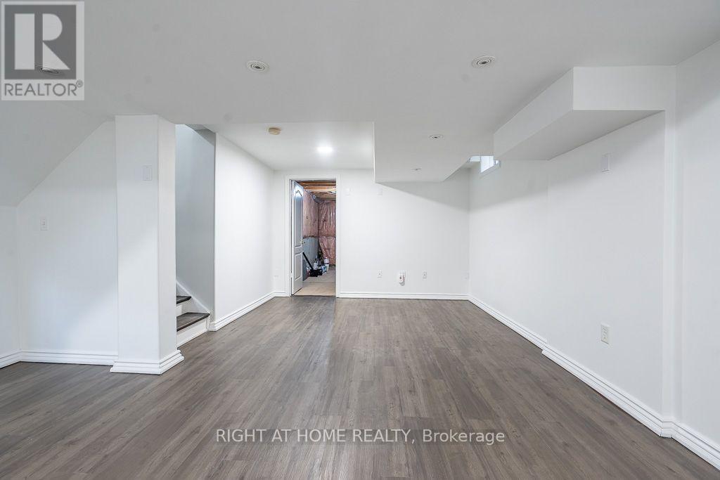 27 Panorama Way, Hamilton, Ontario  L8E 6C6 - Photo 30 - X13700058