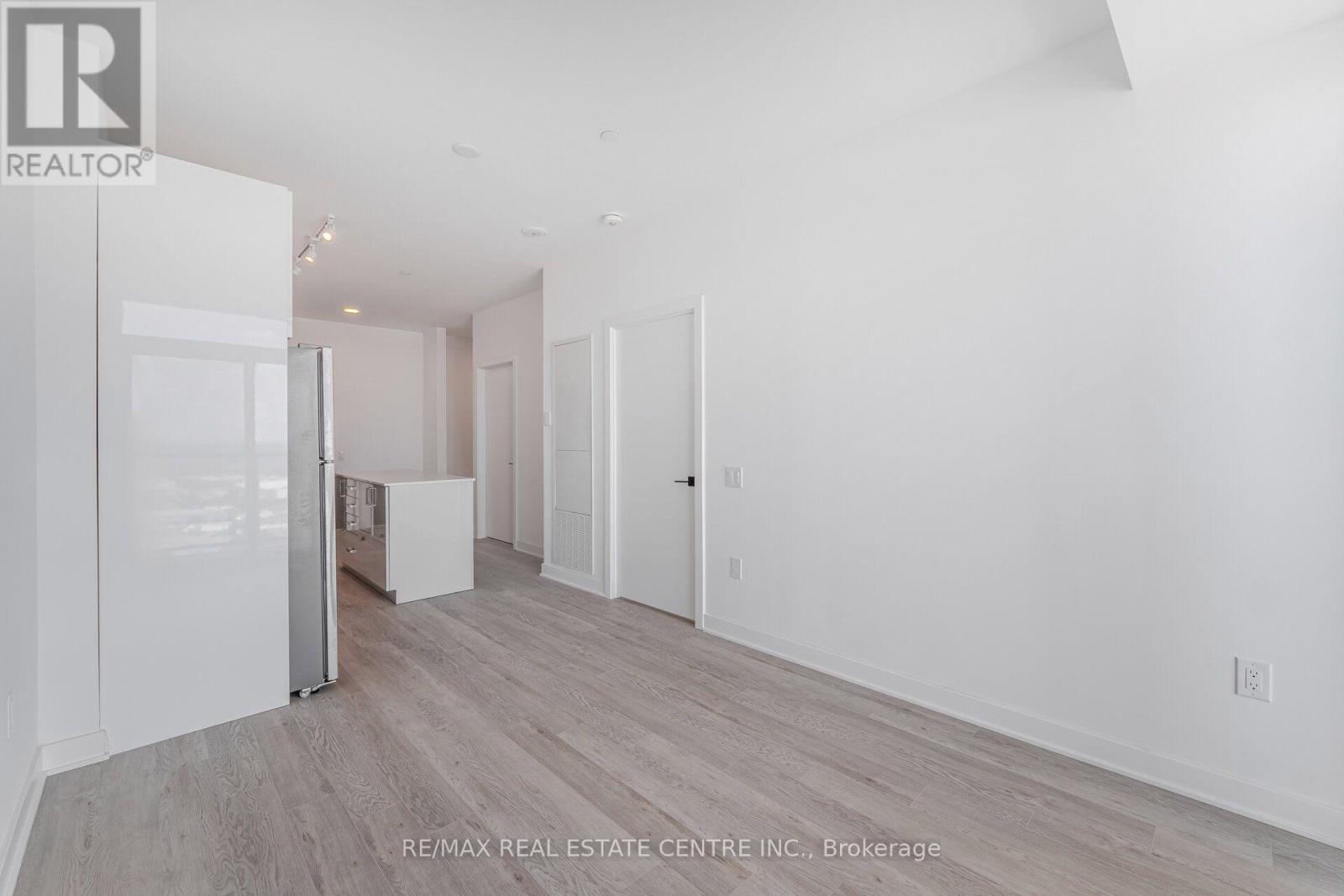 1608 - 2782 Barton Street E, Hamilton, Ontario  L8E 0L3 - Photo 17 - X13704448