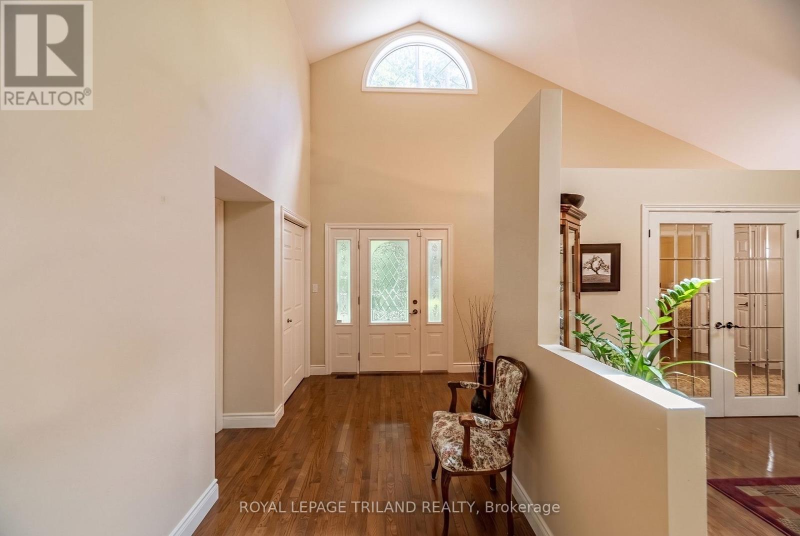 9958 Riverview Road, Lambton Shores, Ontario  N0M 1T0 - Photo 13 - X13704458