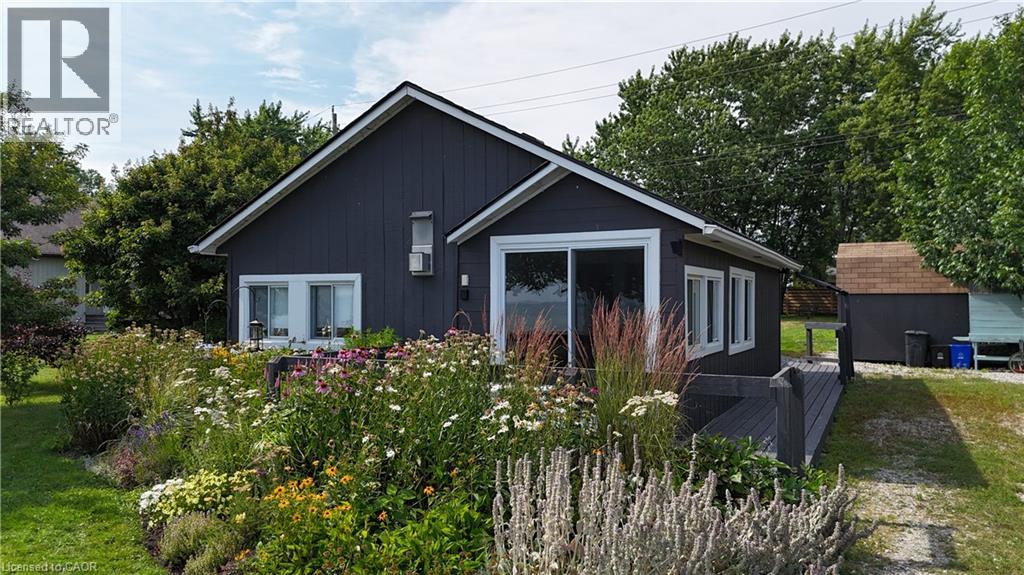 39 BLUE WATER Parkway, Selkirk, Ontario