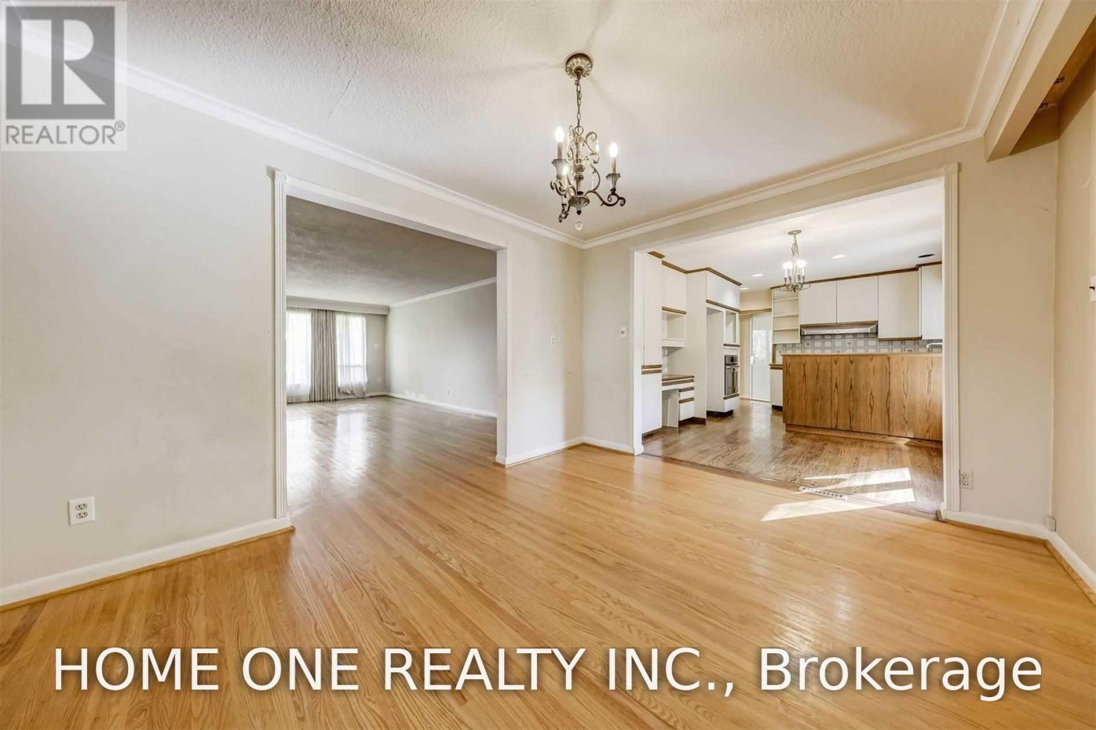 36 Harrison Road, Toronto, Ontario  M2L 1V4 - Photo 7 - C13704462