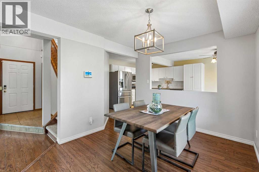 728 Shawnee Drive Sw, Calgary, Alberta  T2Y 1V5 - Photo 7 - A2338810