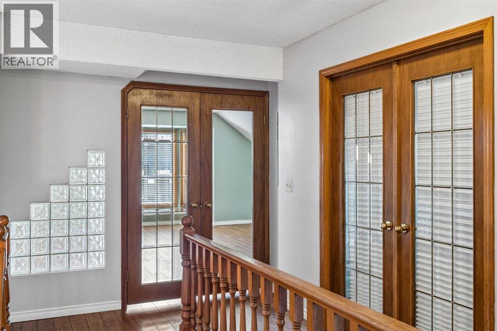 728 Shawnee Drive Sw, Calgary, Alberta  T2Y 1V5 - Photo 24 - A2338810