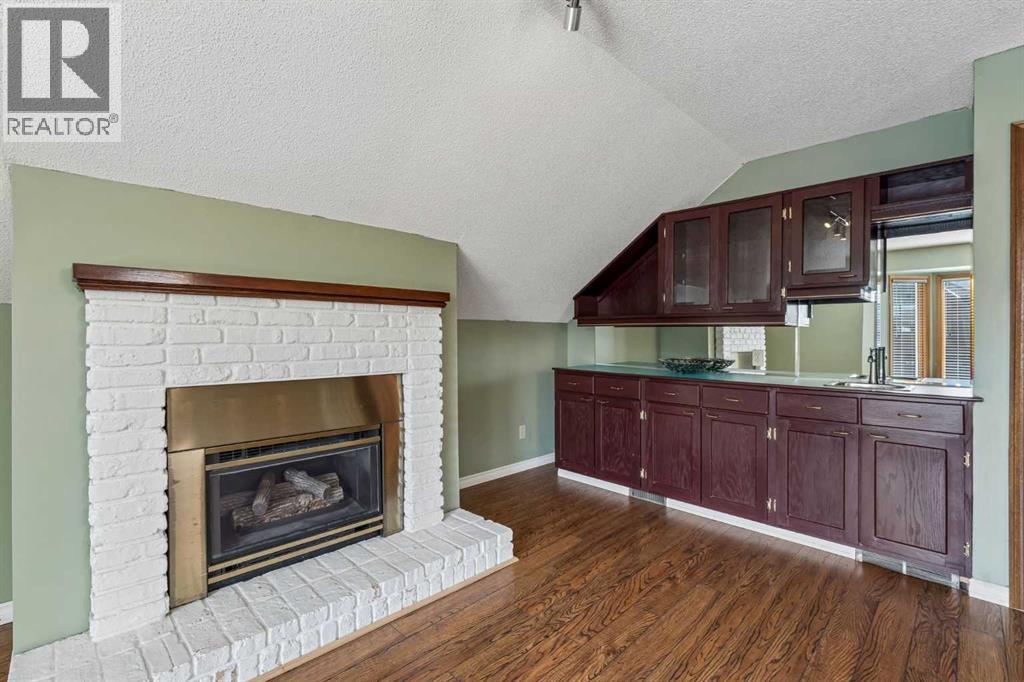 728 Shawnee Drive Sw, Calgary, Alberta  T2Y 1V5 - Photo 21 - A2338810