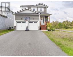 85 DOUGLAS DRIVE, Bracebridge, Ontario