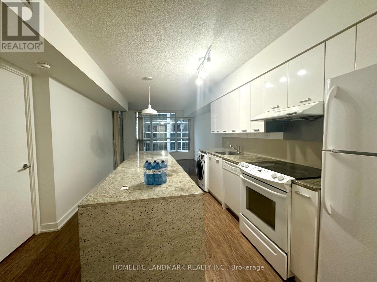 703 - 29 Singer Court, Toronto, Ontario  M2K 0B3 - Photo 7 - C13704482