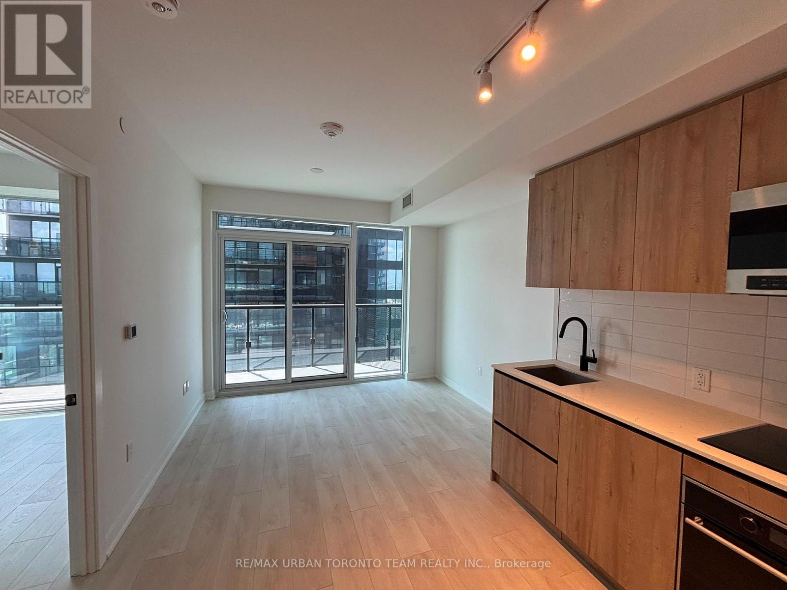 3301 - 117 Broadway Avenue, Toronto, Ontario  M4P 1V3 - Photo 2 - C13704498