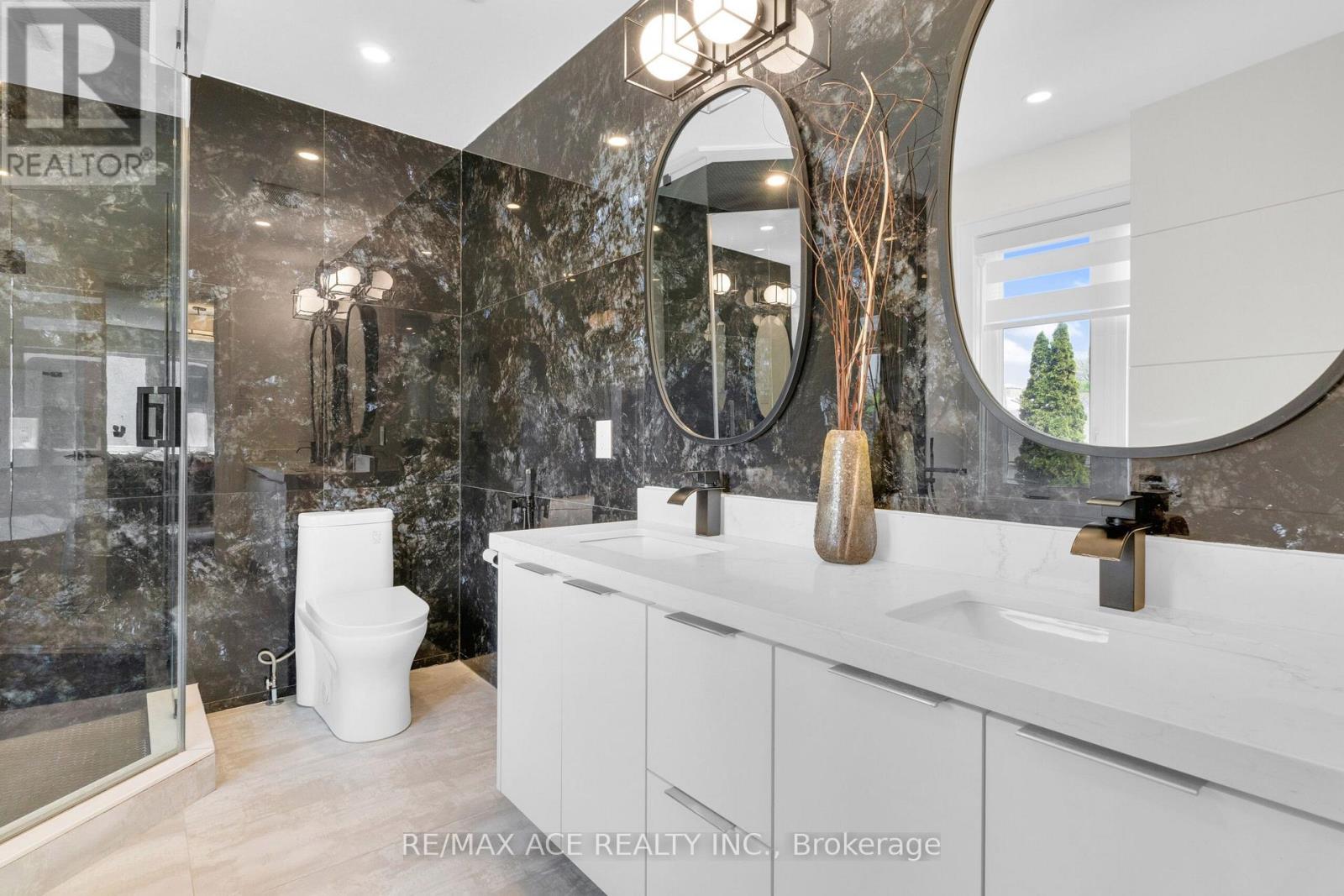 46 Sunnypoint Crescent, Toronto, Ontario  M1M 1B9 - Photo 20 - E13704486
