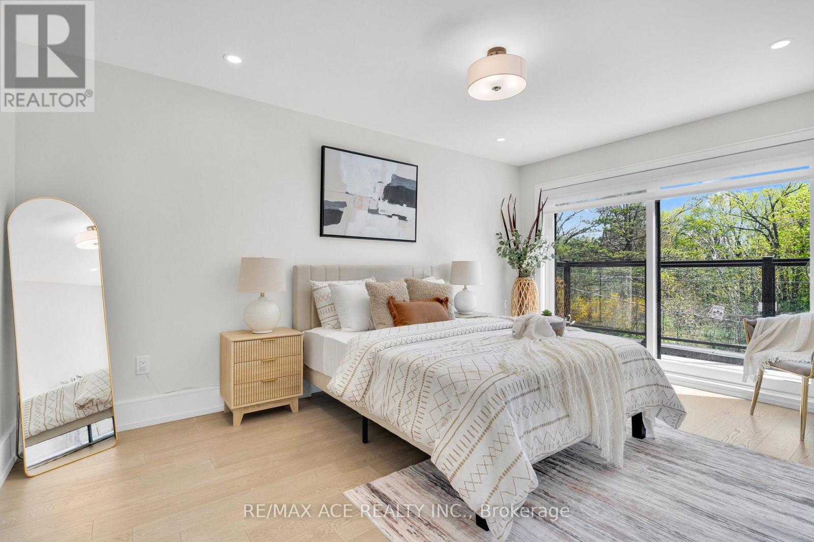 46 Sunnypoint Crescent, Toronto, Ontario  M1M 1B9 - Photo 24 - E13704486