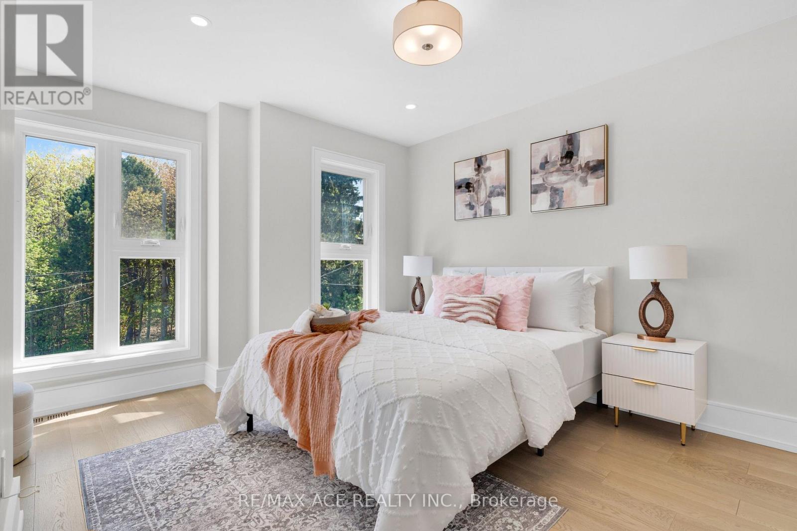 46 Sunnypoint Crescent, Toronto, Ontario  M1M 1B9 - Photo 26 - E13704486